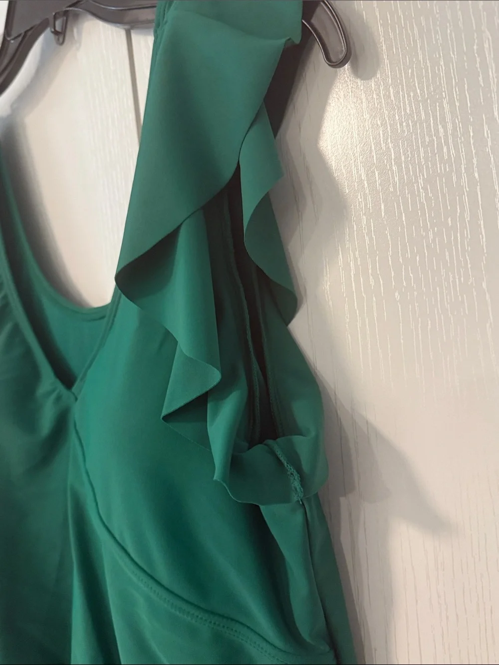 Green Ruffle Sleeve Romper - Picture 3 of 6